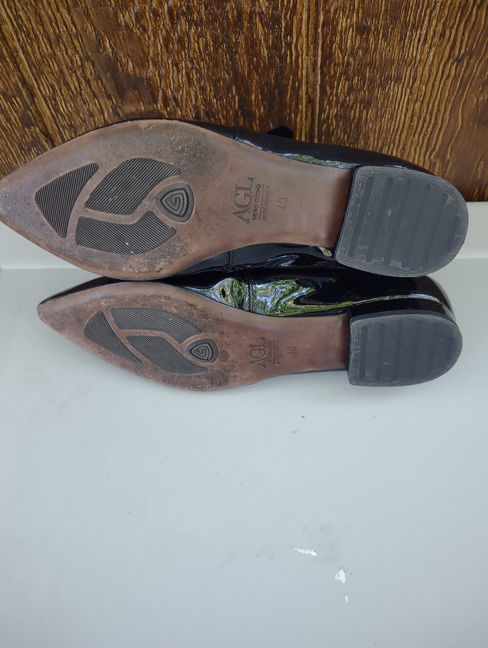 AGL Black Bow Accent Patent Leather Mary Jane Flats Women's 40 (9) - Picture 6 of 7
